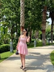 PEMBE KORSE DETAYLI BALON ELBİSE